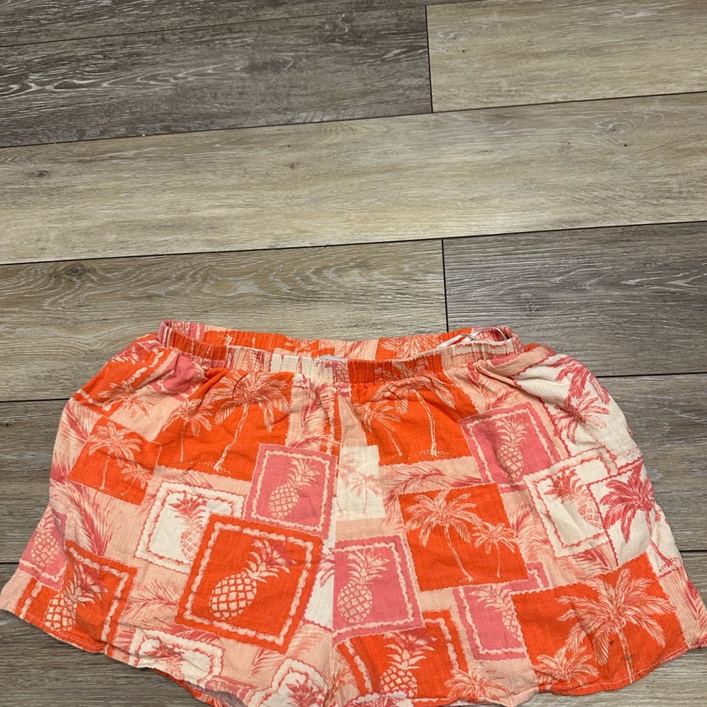Paper Heart Linen Blend Shorts